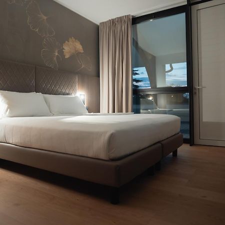 Hotel Pineta Busto Arsizio Luaran gambar