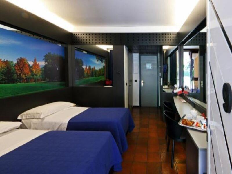Hotel Pineta Busto Arsizio Luaran gambar