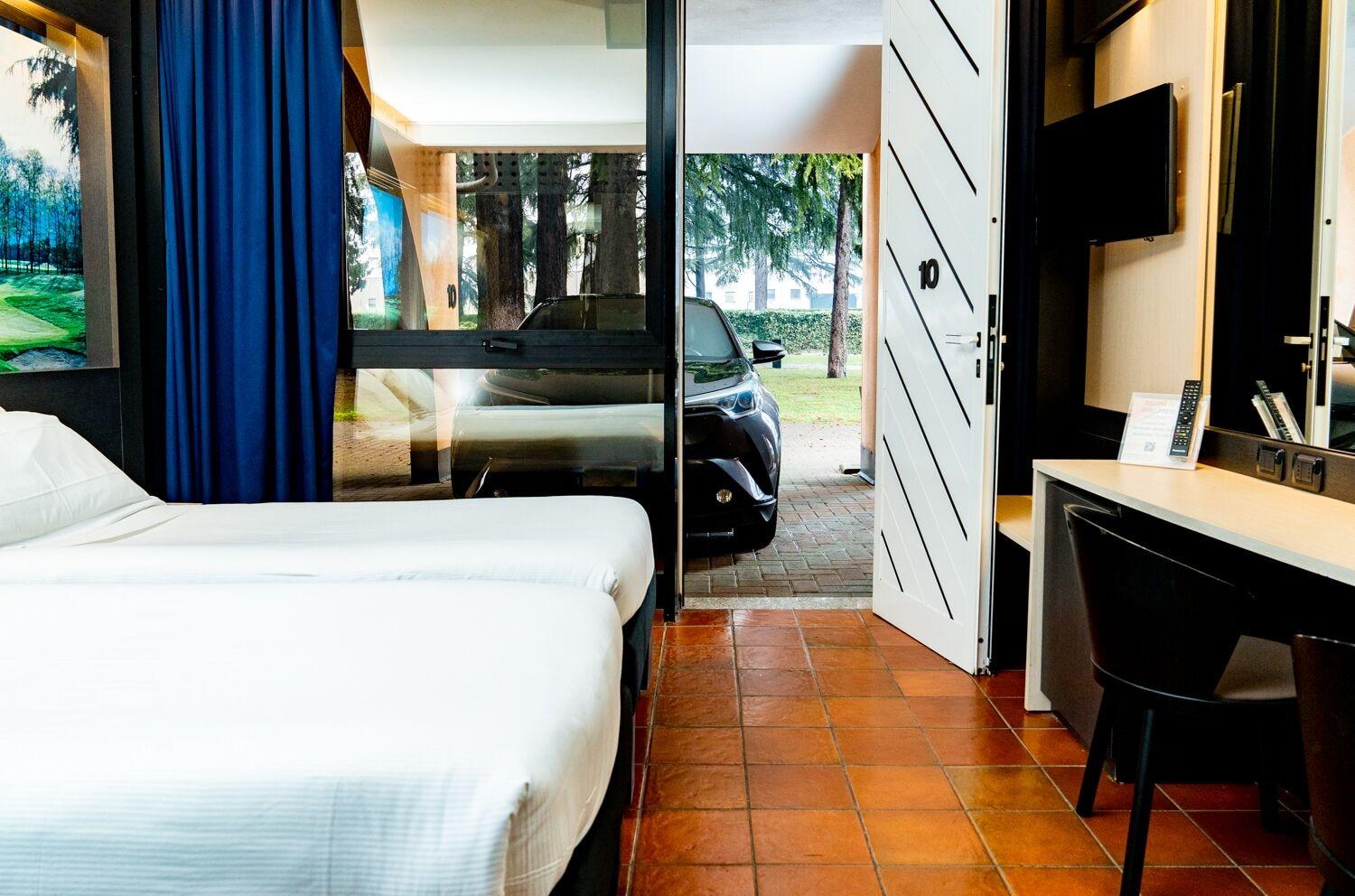 Hotel Pineta Busto Arsizio Luaran gambar