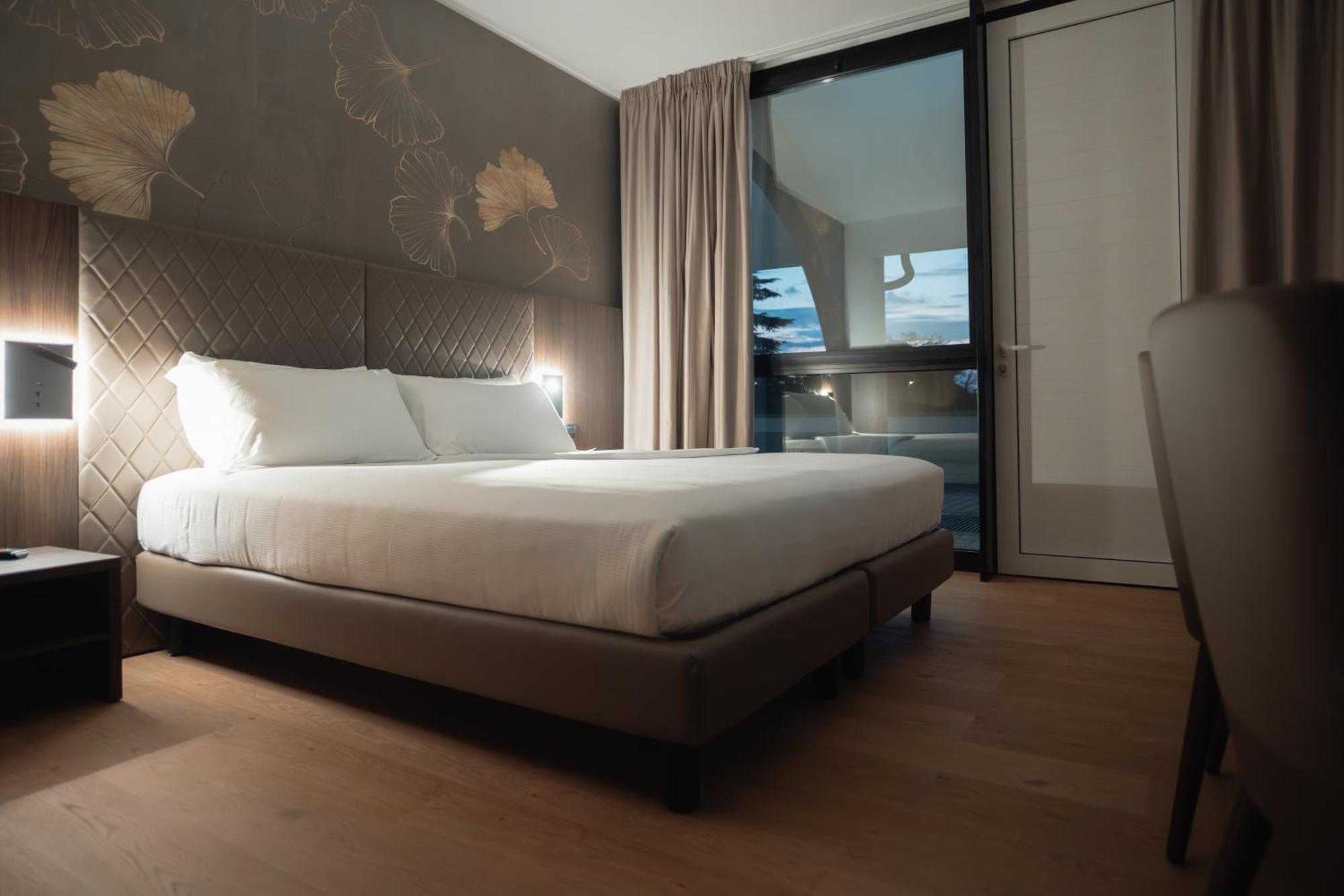 Hotel Pineta Busto Arsizio Luaran gambar